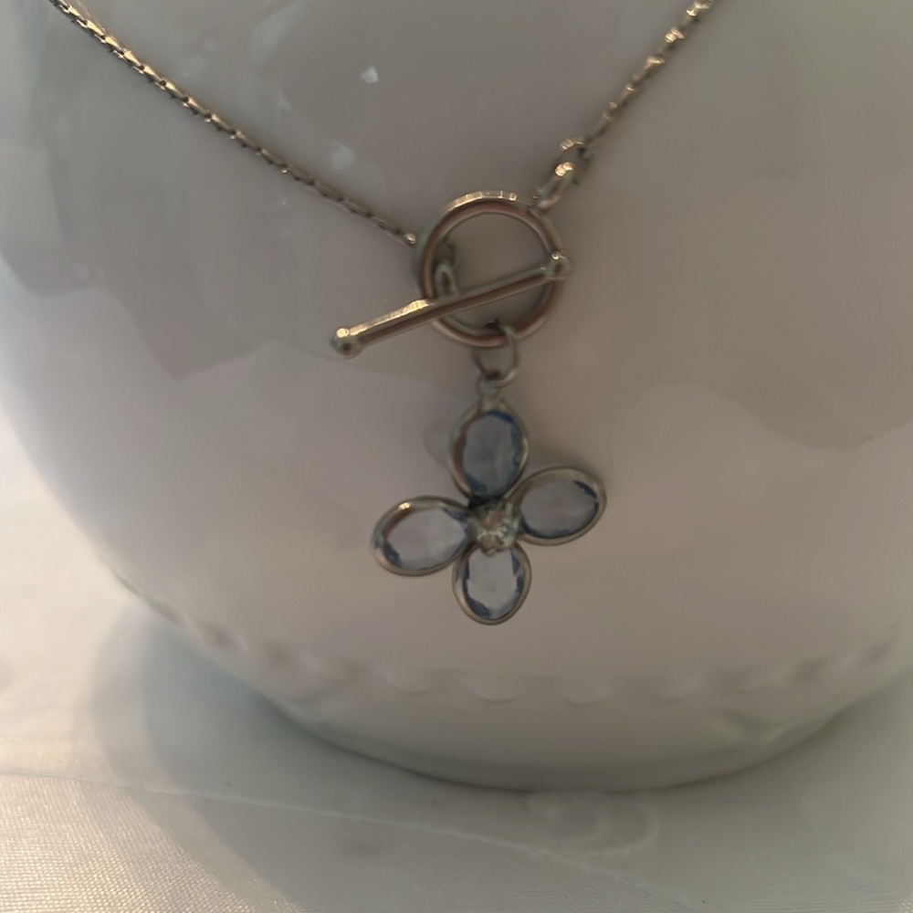 Vintage BLUE Crystal Flower Necklace Dangle and Pierced Earrings - Picture 8 of 9